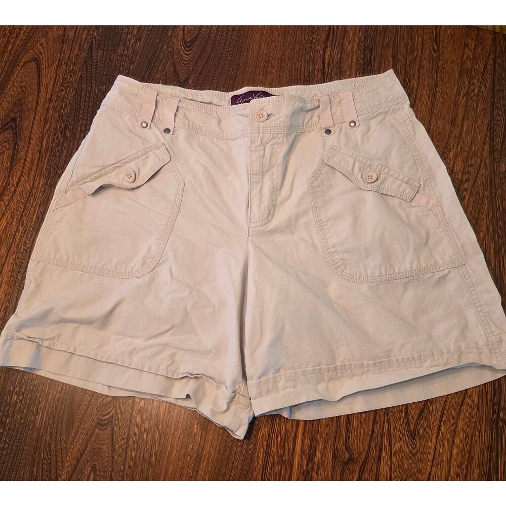 Gloria Vanderbilt beige Khaki Chino Shorts SZ 10 Mid Length Lightweight vacation